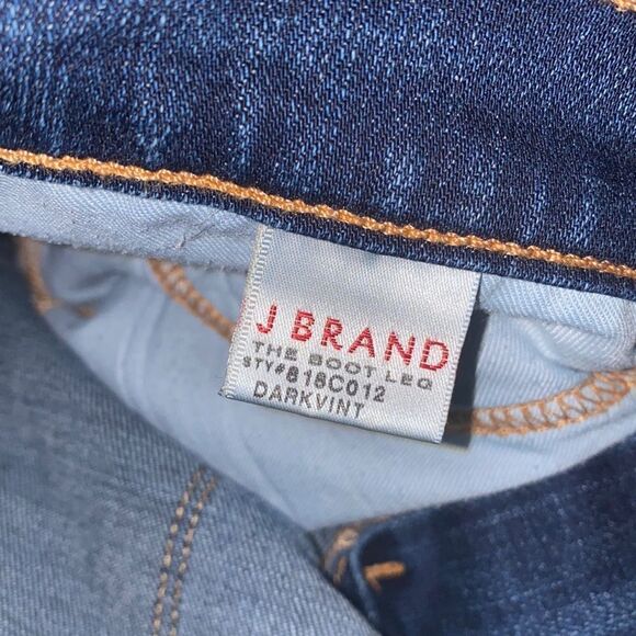 ✨ J Brand 818 Classic Slim Fit Bootleg Dark Vintage✨ - Picture 4 of 7